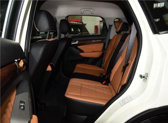 北汽威旺S50 2016款 1.5T CVT欢动精英型 车厢座椅   后排空间