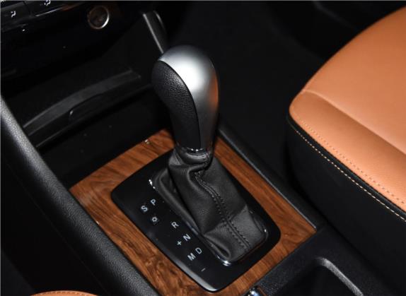 北汽威旺S50 2016款 1.5T CVT欢动尊贵型 中控类   挡把