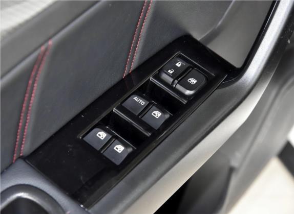 北汽威旺M50F 2017款 1.5L 标准型 车厢座椅   门窗控制