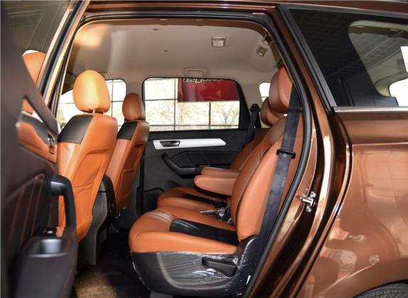 北汽威旺M50F 2017款 1.5L 舒适型 车厢座椅   后排空间