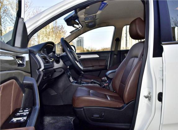 北汽威旺M50F 2017款 1.3T 舒适型 车厢座椅   前排空间