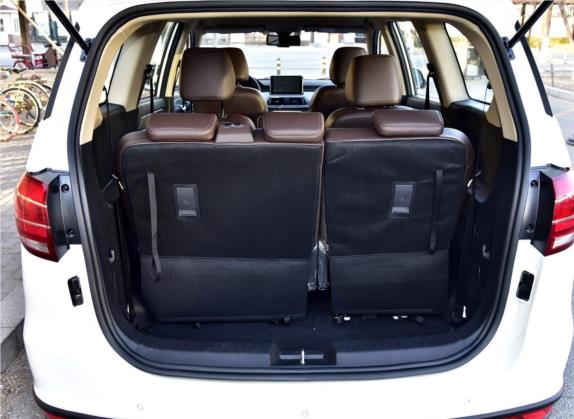 北汽威旺M50F 2017款 1.3T 舒适型 车厢座椅   后备厢