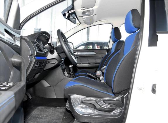 北汽威旺M60 2017款 1.5T CVT钻石版 车厢座椅   前排空间
