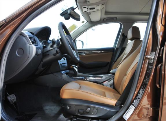 宝马X1 2012款 xDrive28i 豪华型 车厢座椅   前排空间