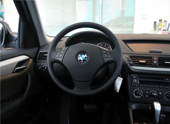 宝马X1 2012款 sDrive18i 时尚型 中控类   驾驶位