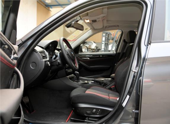 宝马X1 2013款 sDrive18i 运动设计套装 车厢座椅   前排空间