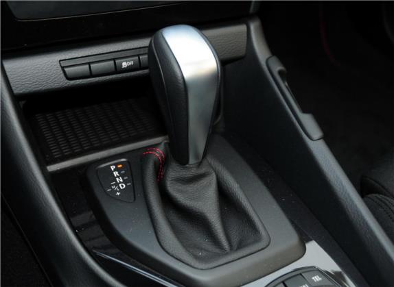 宝马X1 2013款 sDrive18i 运动设计套装 中控类   挡把