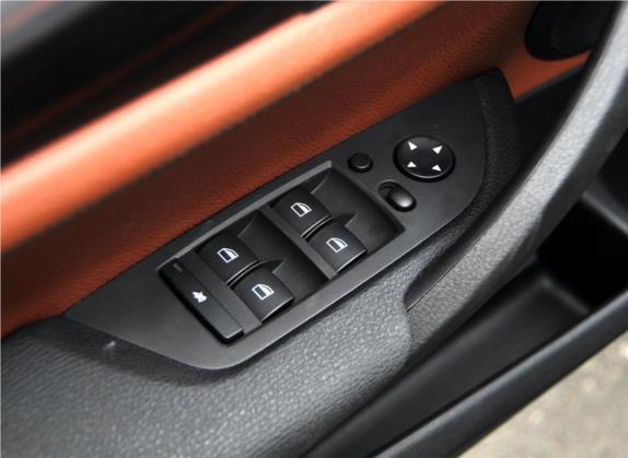 宝马X1 2014款 xDrive28i X设计套装 车厢座椅   门窗控制
