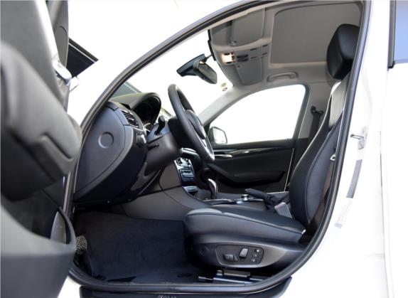 宝马X1 2015款 sDrive18i 领先晋级版 车厢座椅   前排空间