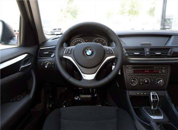 宝马X1 2015款 sDrive18i 时尚晋级版 中控类   驾驶位