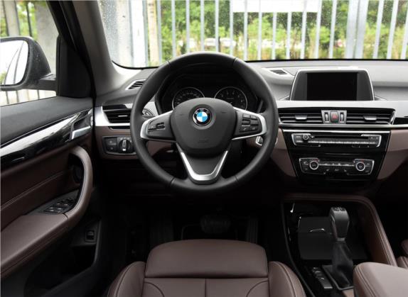 宝马X1 2016款 sDrive20Li 豪华型 中控类   驾驶位