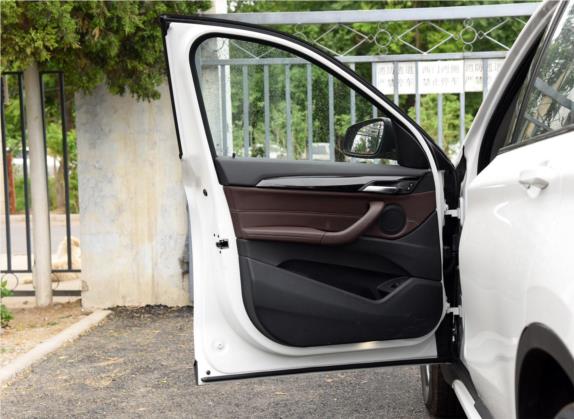 宝马X1 2016款 sDrive20Li 豪华型 车厢座椅   前门板