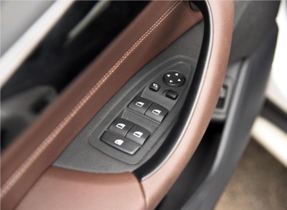 宝马X1 2016款 sDrive20Li 豪华型 车厢座椅   门窗控制
