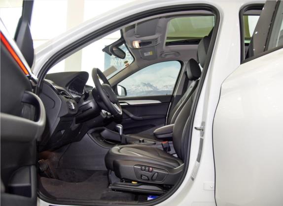宝马X1 2016款 sDrive18Li 时尚型 车厢座椅   前排空间