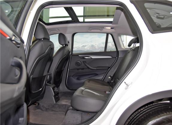 宝马X1 2016款 sDrive18Li 时尚型 车厢座椅   后排空间