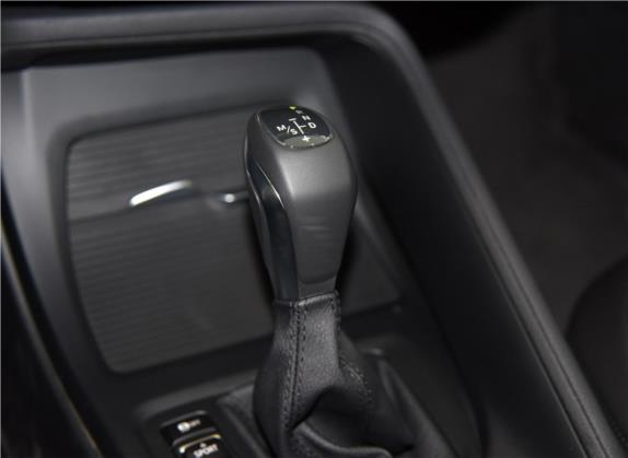 宝马X1 2016款 sDrive18Li 时尚型 中控类   挡把