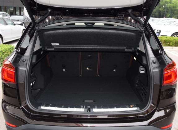 宝马X1 2018款 xDrive25Li 豪华型 车厢座椅   后备厢