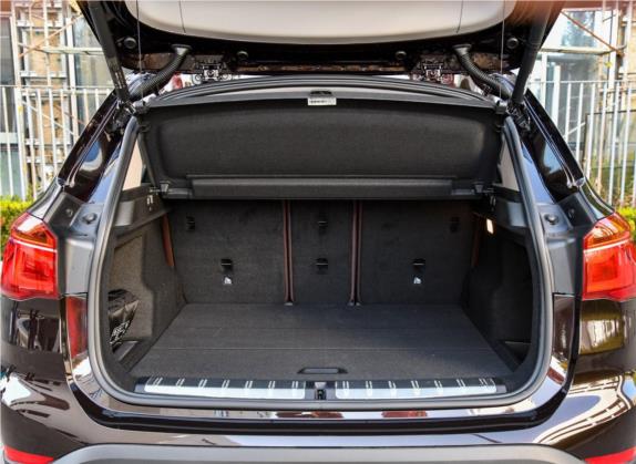 宝马X1 2019款 sDrive18Li 尊享型 车厢座椅   后备厢