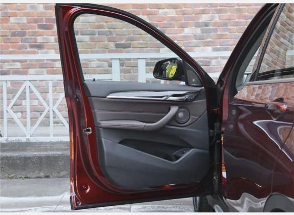 宝马X1 2020款 xDrive25Li 尊享型 车厢座椅   前门板