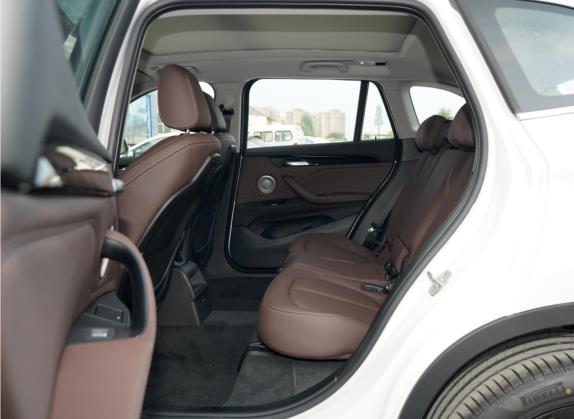 宝马X1 2021款 sDrive20Li 时尚型 车厢座椅   后排空间