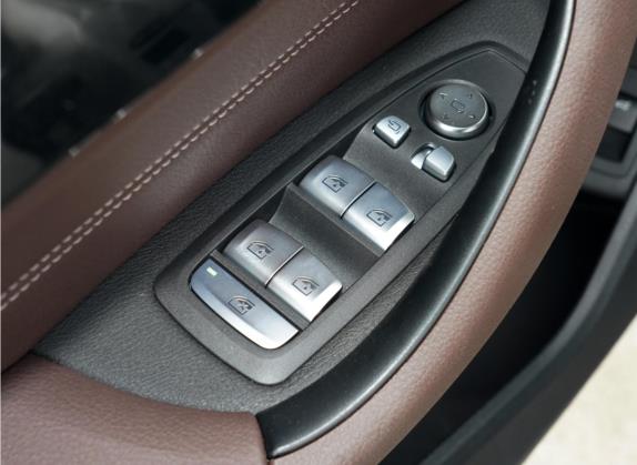 宝马X1 2021款 sDrive20Li 时尚型 车厢座椅   门窗控制