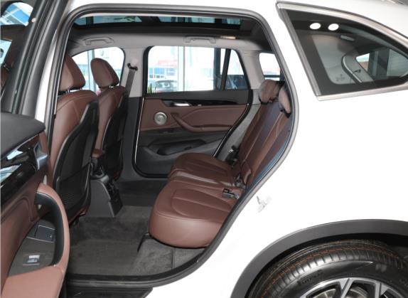 宝马X1 2021款 改款 sDrive20Li 尊享型 车厢座椅   后排空间