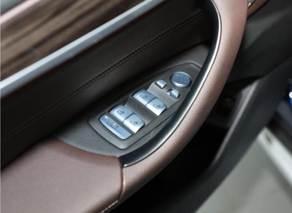 宝马X1 2021款 改款 xDrive25Li 尊享型 车厢座椅   门窗控制