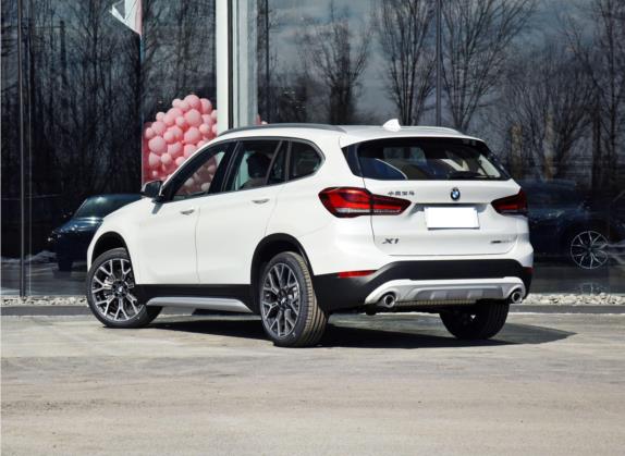 宝马X1 2022款 xDrive25Li 尊享型 外观   斜后