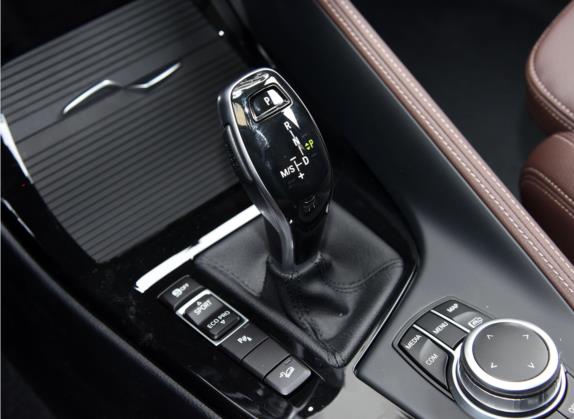 宝马X1 2022款 xDrive25Li 尊享型 中控类   挡把