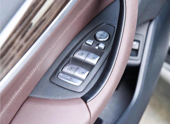 宝马X1 2022款 改款 xDrive25Li 尊享型 车厢座椅   门窗控制