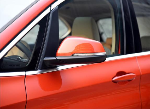 宝马2系旅行车 2016款 220i 豪华设计套装 外观细节类   外后视镜