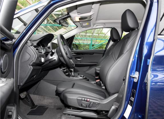 宝马2系旅行车 2018款 218i 尊享型运动套装 车厢座椅   前排空间
