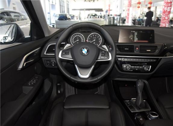 宝马1系 2017款 120i 设计套装型 中控类   驾驶位