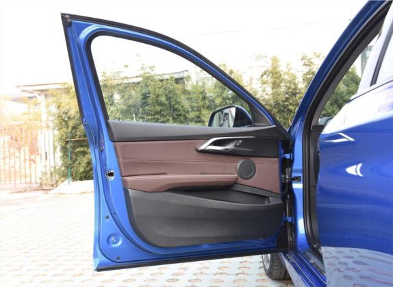 宝马1系 2019款 120i M运动套装 车厢座椅   前门板