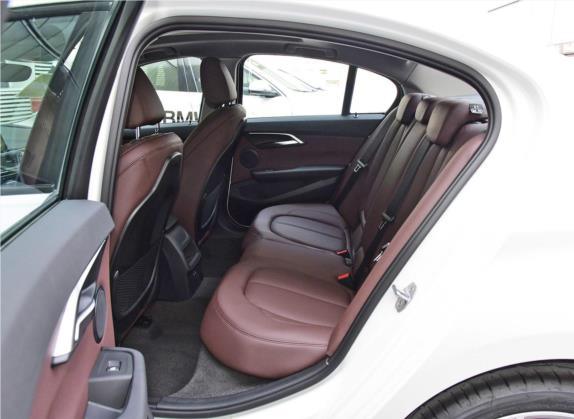 宝马1系 2019款 120i 领先型M运动套装 车厢座椅   后排空间