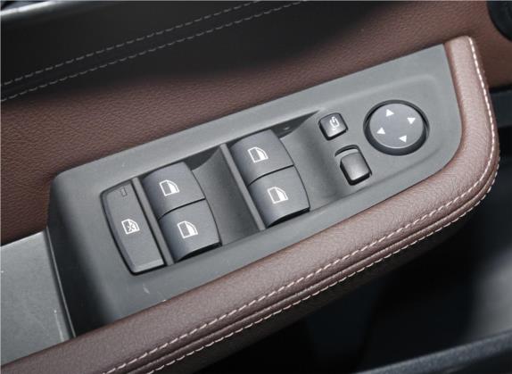 宝马1系 2020款 125i M运动套装 车厢座椅   门窗控制