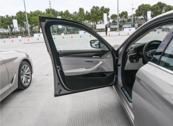 宝马5系新能源 2018款 530Le 豪华套装 车厢座椅   前门板