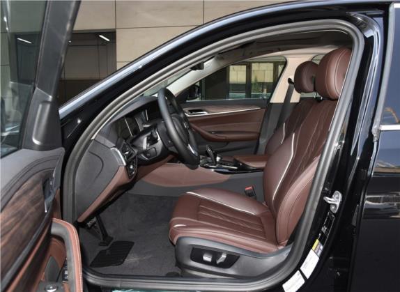 宝马5系新能源 2019款 改款 530Le 豪华套装 车厢座椅   前排空间