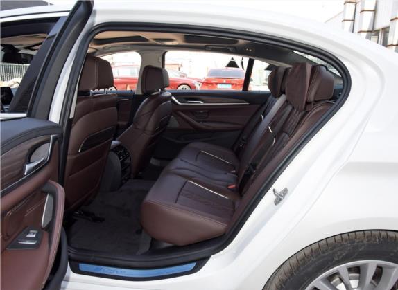 宝马5系新能源 2019款 改款 530Le 先锋版 车厢座椅   后排空间