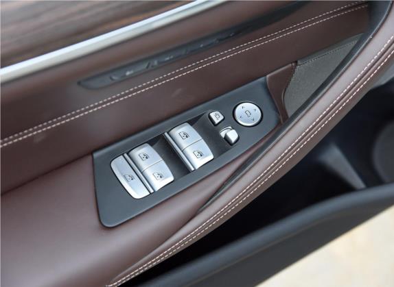 宝马5系新能源 2019款 改款 530Le 先锋版 车厢座椅   门窗控制