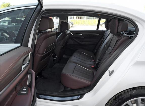 宝马5系新能源 2020款 530Le 先锋版 车厢座椅   后排空间