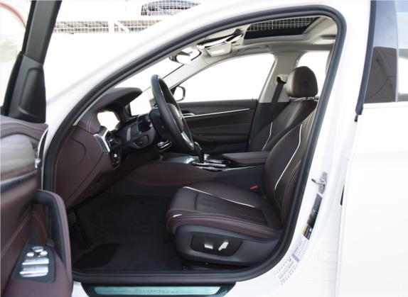 宝马5系新能源 2020款 530Le 豪华套装 车厢座椅   前排空间