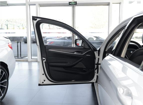 宝马5系新能源 2020款 里程升级版 530Le 豪华套装 车厢座椅   前门板