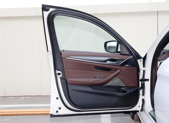 宝马5系新能源 2022款 改款三 535Le 先锋版M运动套装 车厢座椅   前门板