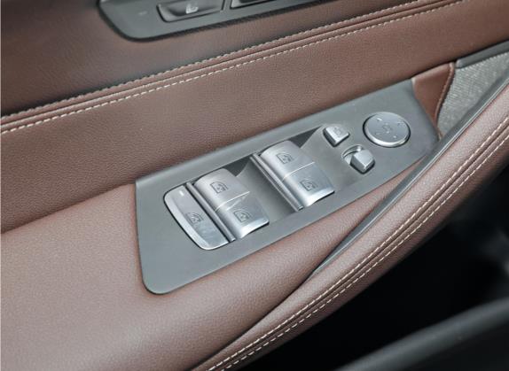 宝马5系新能源 2022款 改款三 535Le 先锋版M运动套装 车厢座椅   门窗控制
