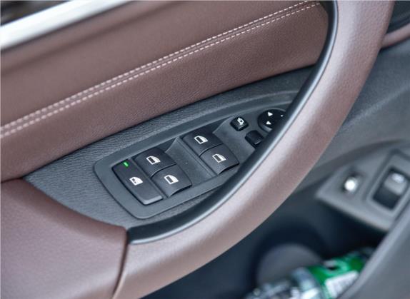 宝马X1新能源 2017款 xDrive25Le 车厢座椅   门窗控制