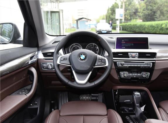 宝马X1新能源 2019款 xDrive25Le 里程升级版 中控类   驾驶位