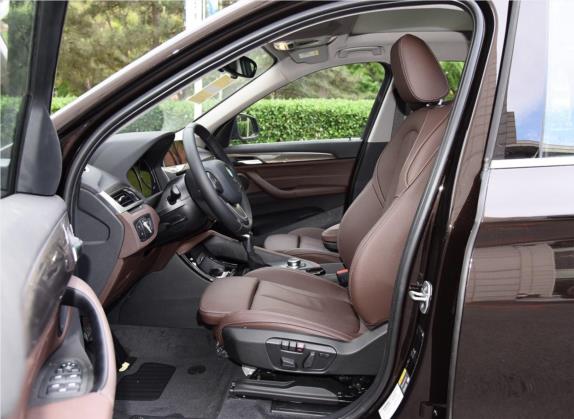 宝马X1新能源 2019款 xDrive25Le 里程升级版 车厢座椅   前排空间