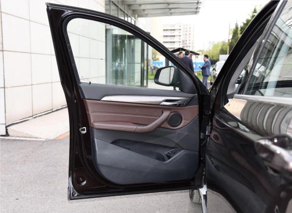 宝马X1新能源 2019款 xDrive25Le 里程升级版 车厢座椅   前门板
