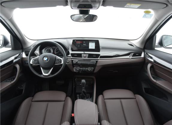 宝马X1新能源 2020款 xDrive30Le 尊享型 中控类   中控全图